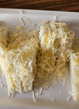 snacks in vadodara, best gujarati snacks near NH48, hotel grand darshan